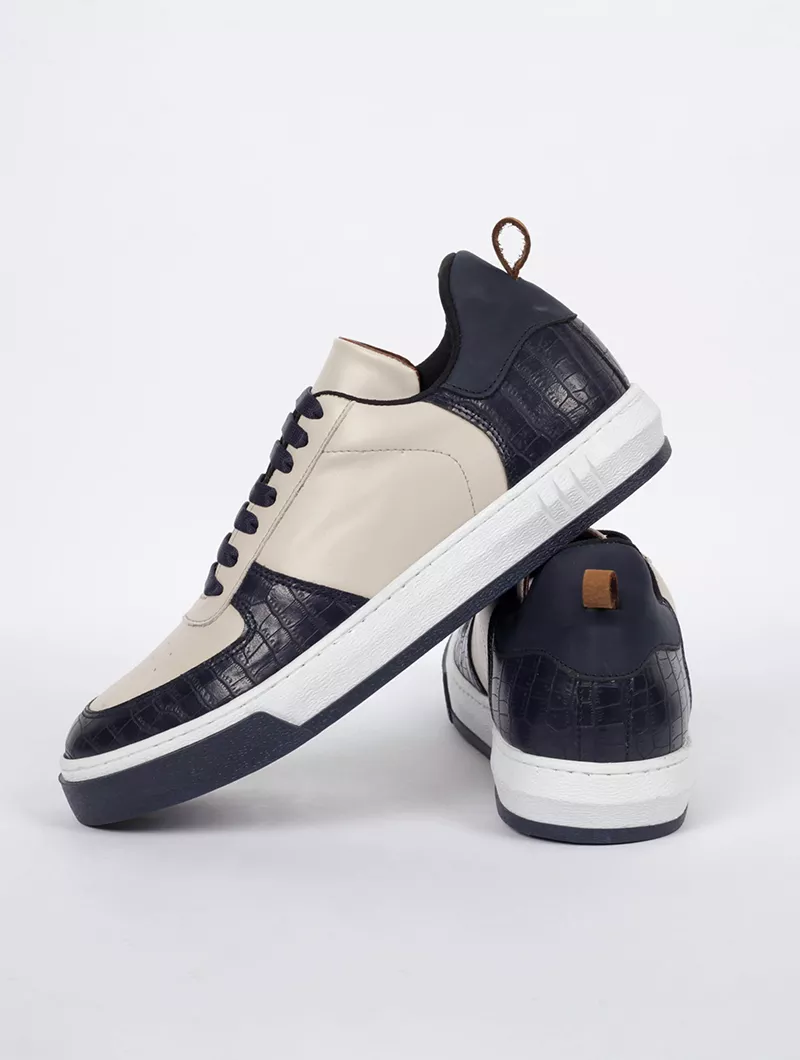Baskets en simili cuir